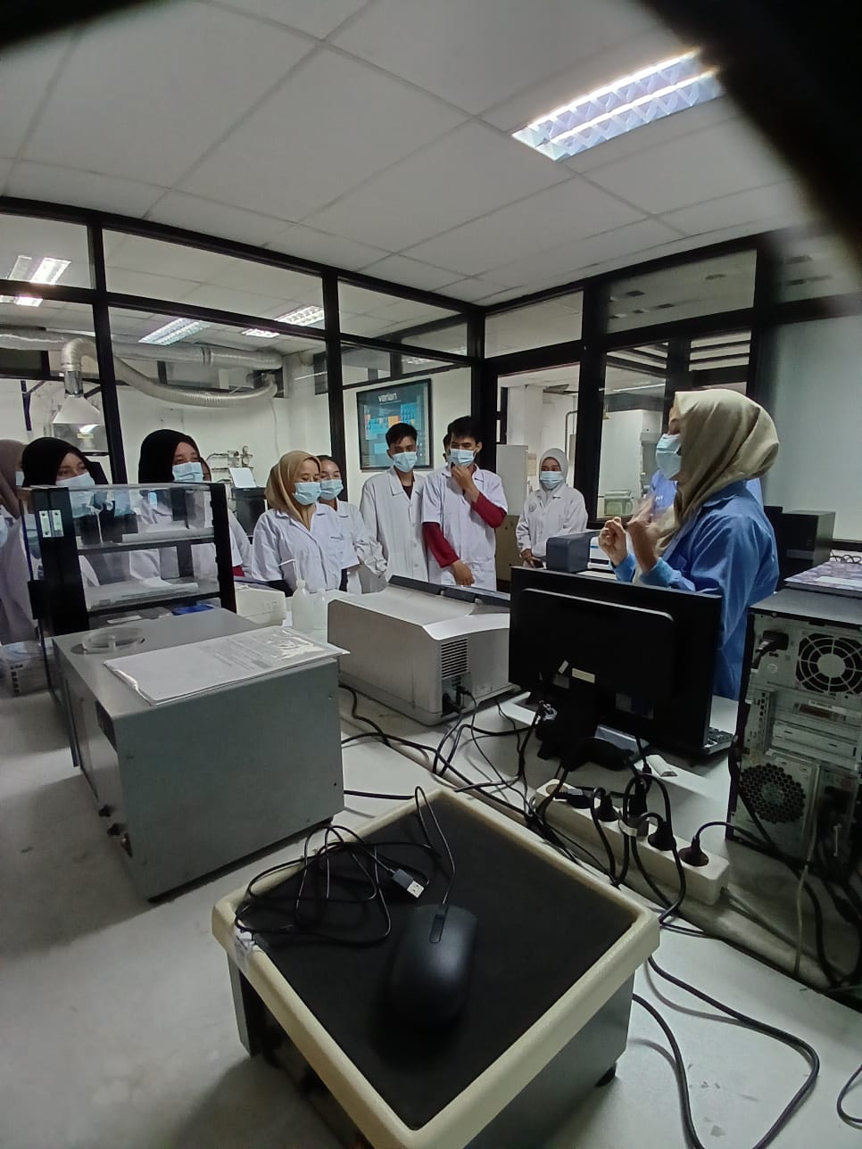Praktek Lab