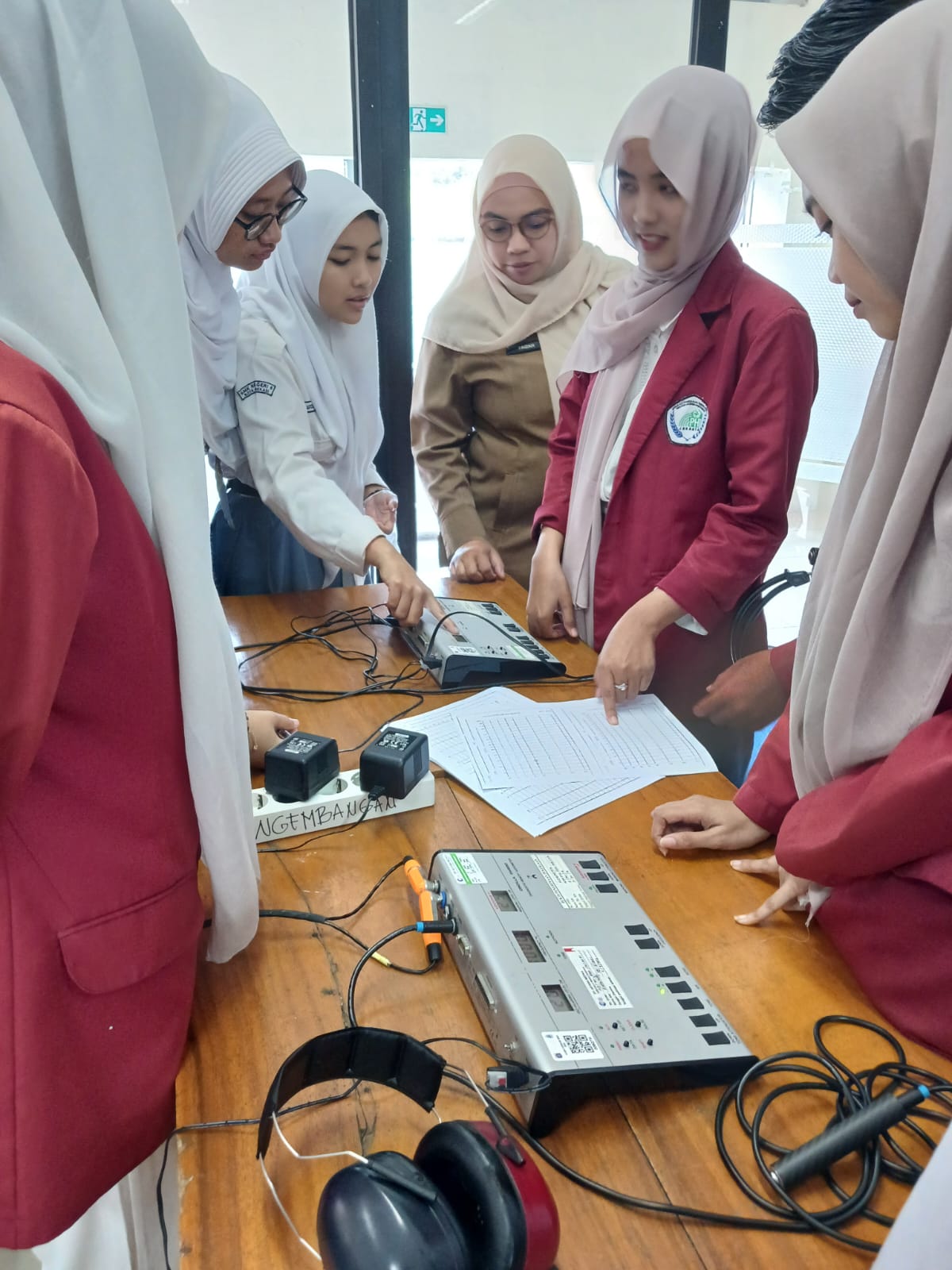 Praktik Lapangan